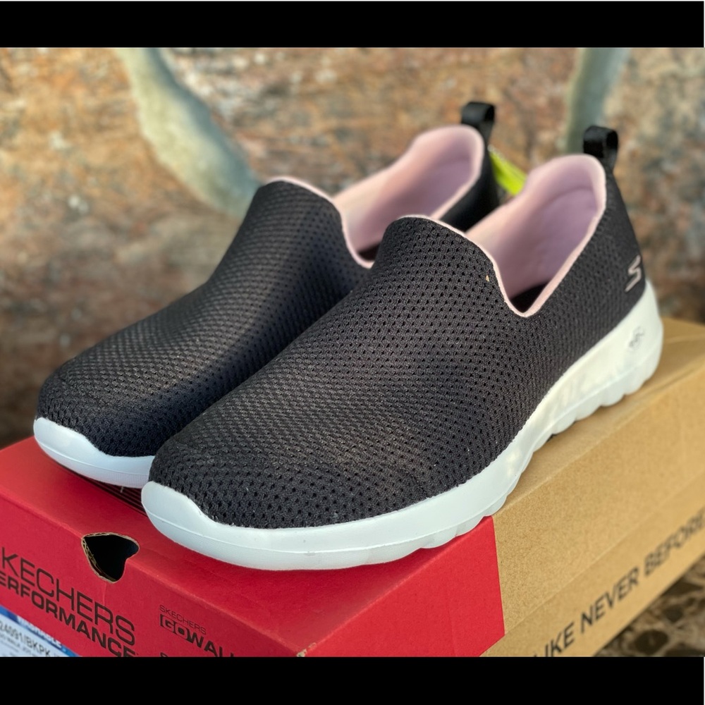 Skechers GOwalk Joy - Admirable Walking Sneakers - Picture 2 of 12